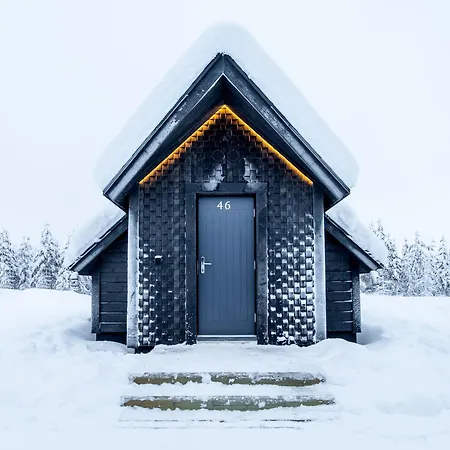 Rezort Northern Lights Village Pyhae 4*