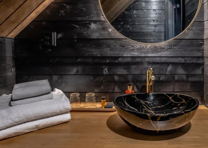 Üdülőközpont Northern Lights Village Pyhae